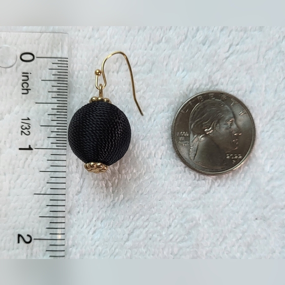 CATO Black and Gold Necklace and Drop Earrings Set / Pierced - Picture 6 of 7